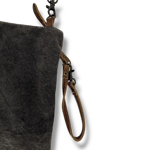 Myra Bag Aztec Southwestern Crossbody Purse Faux Leather Adjustable Strap 9x11 - Picture 4 of 9